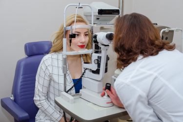 проверка зрения