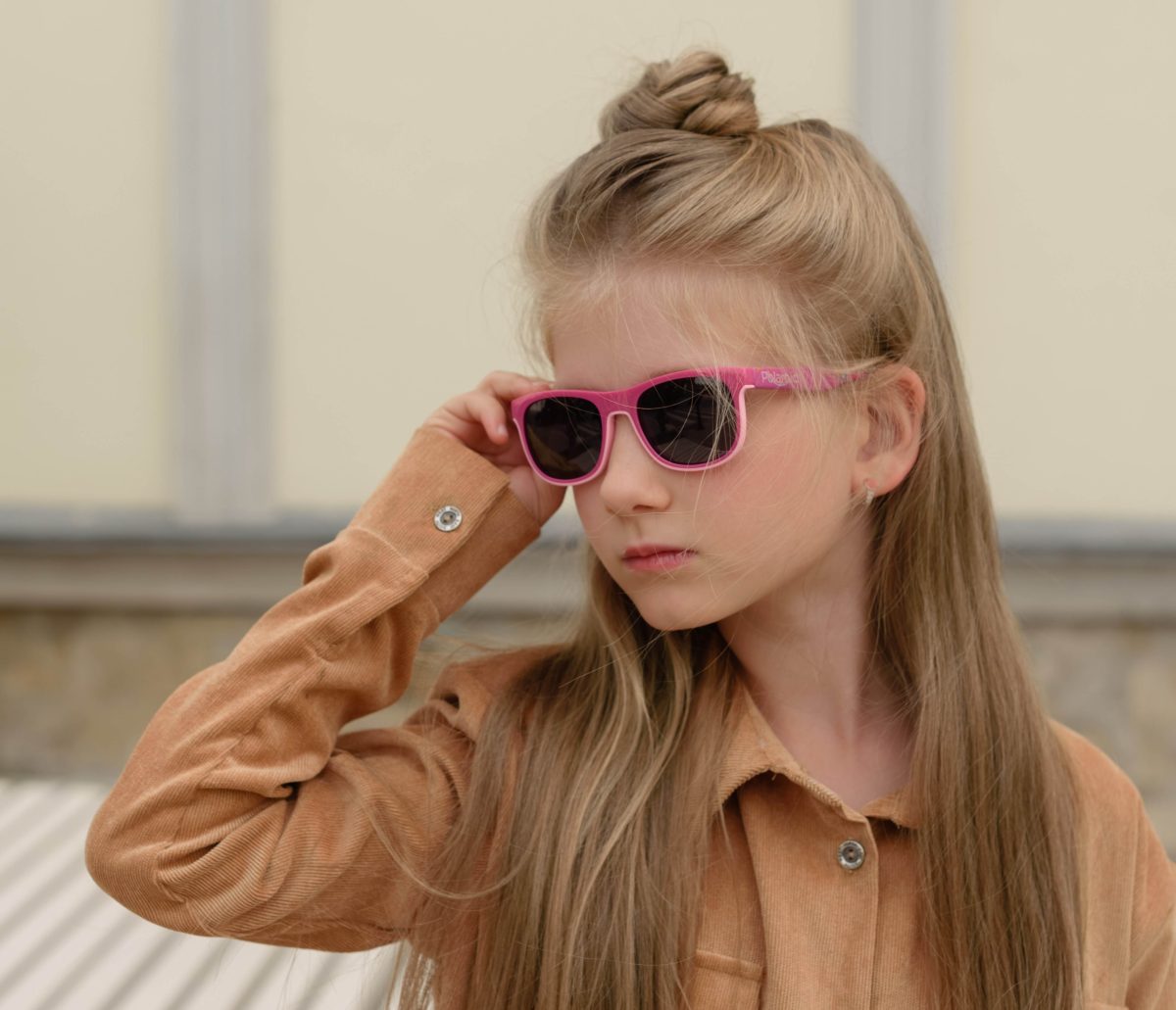 Нужны ли детям солнцезащитные очки?