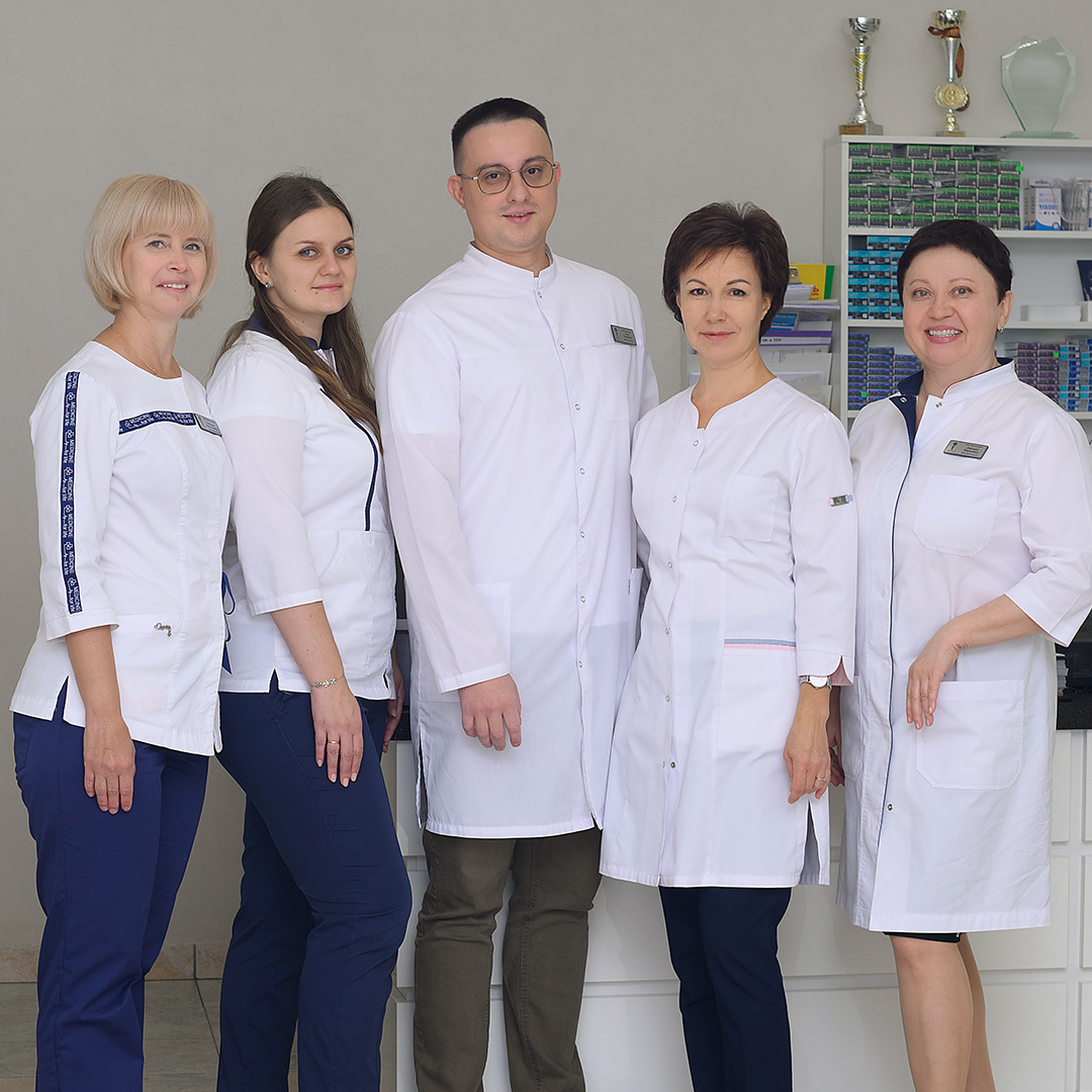 Врачи-офтальмологи